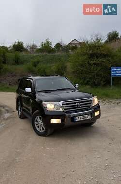 Позашляховик / Кросовер Toyota Land Cruiser 2010 в 