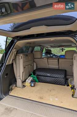 Позашляховик / Кросовер Toyota Land Cruiser 2010 в 
