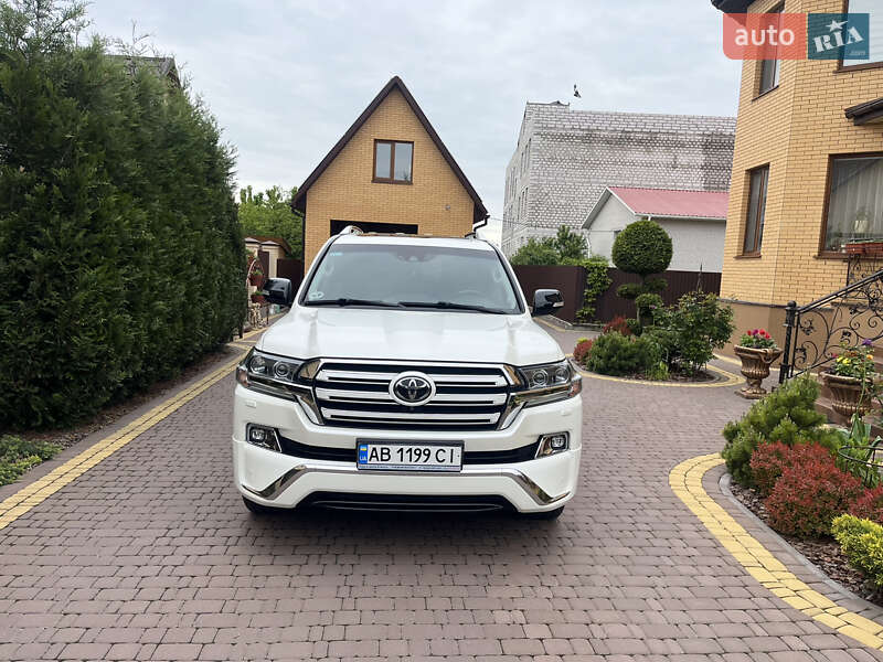 Позашляховик / Кросовер Toyota Land Cruiser 2017 в Вінниці