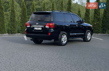 Позашляховик / Кросовер Toyota Land Cruiser 2013 в 