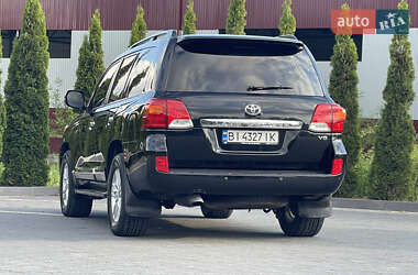 Позашляховик / Кросовер Toyota Land Cruiser 2013 в 