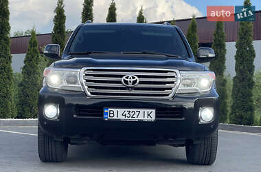 Позашляховик / Кросовер Toyota Land Cruiser 2013 в 