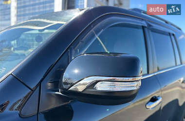 Позашляховик / Кросовер Toyota Land Cruiser 2020 в 