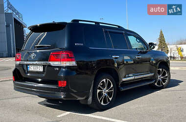Позашляховик / Кросовер Toyota Land Cruiser 2020 в 