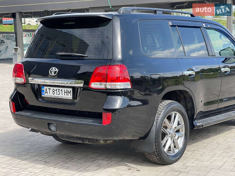 Внедорожник / Кроссовер Toyota Land Cruiser 2010 в Львове