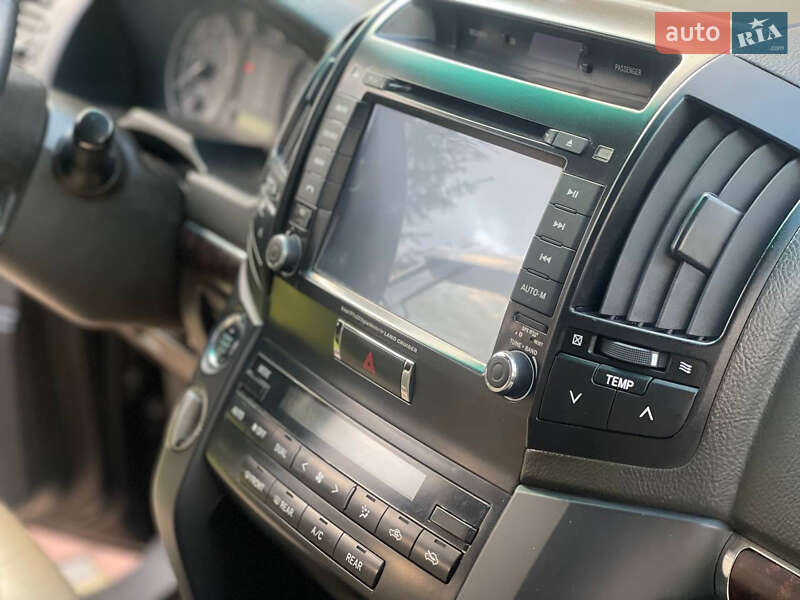 Внедорожник / Кроссовер Toyota Land Cruiser 2010 в Львове