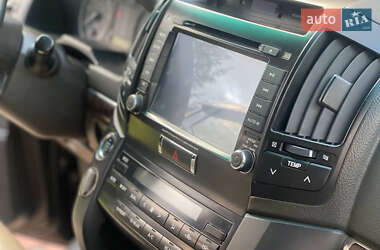 Внедорожник / Кроссовер Toyota Land Cruiser 2010 в 