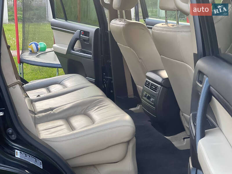 Внедорожник / Кроссовер Toyota Land Cruiser 2010 в Львове