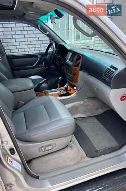 Позашляховик / Кросовер Toyota Land Cruiser 2003 в 