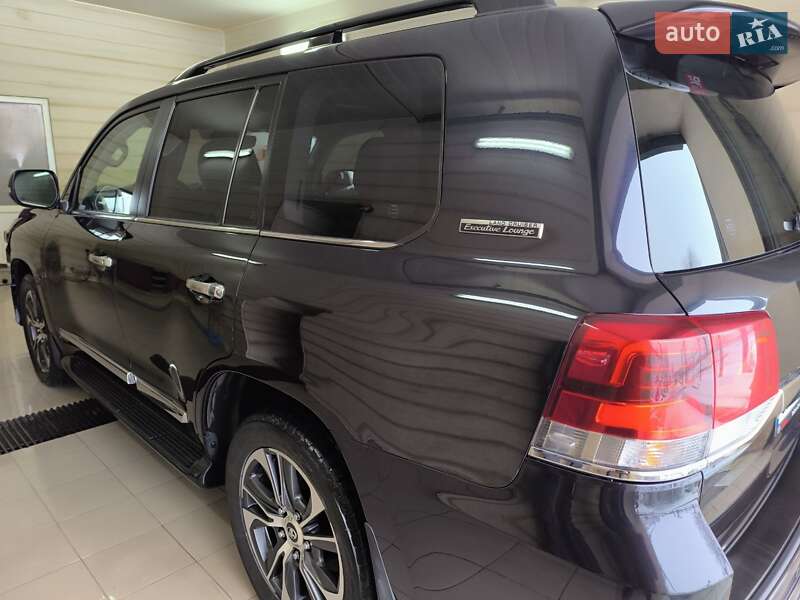 Позашляховик / Кросовер Toyota Land Cruiser 2020 в 