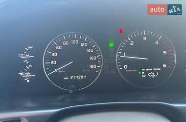 Внедорожник / Кроссовер Toyota Land Cruiser 2006 в 