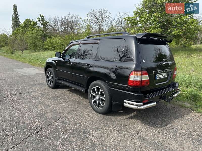 Внедорожник / Кроссовер Toyota Land Cruiser 2006 в 