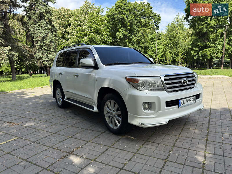 Внедорожник / Кроссовер Toyota Land Cruiser 2011 в Киеве