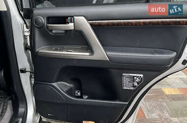 Внедорожник / Кроссовер Toyota Land Cruiser 2011 в 