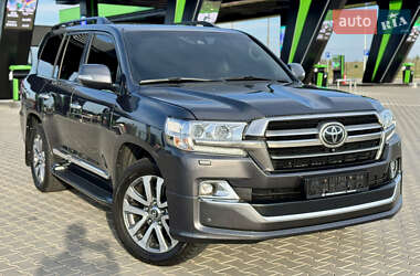 Позашляховик / Кросовер Toyota Land Cruiser 2019 в Миколаєві
