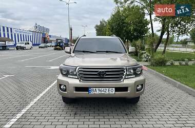 Внедорожник / Кроссовер Toyota Land Cruiser 2011 в 