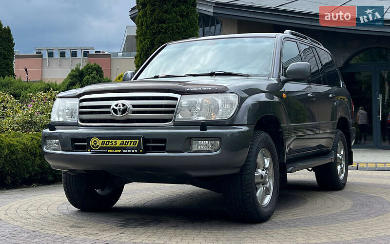 Внедорожник / Кроссовер Toyota Land Cruiser 2006 в Львове