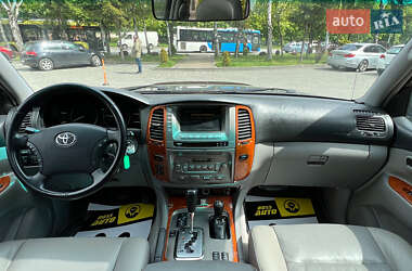 Внедорожник / Кроссовер Toyota Land Cruiser 2006 в 
