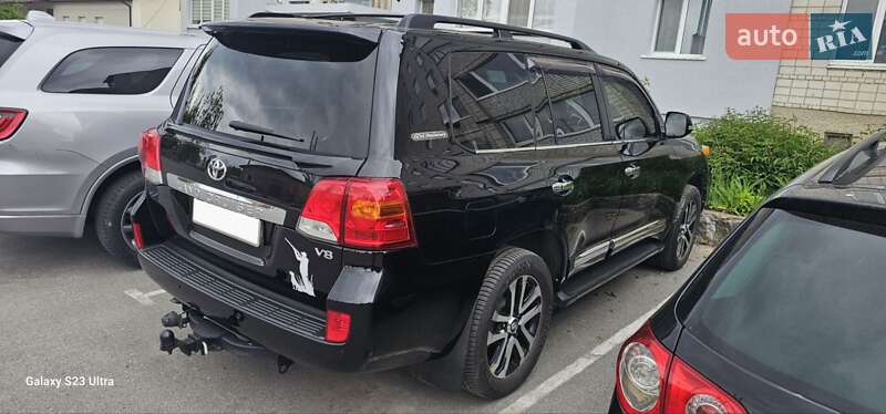Внедорожник / Кроссовер Toyota Land Cruiser 2012 в Сквире
