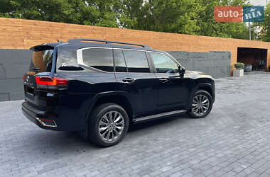 Внедорожник / Кроссовер Toyota Land Cruiser 2022 в 