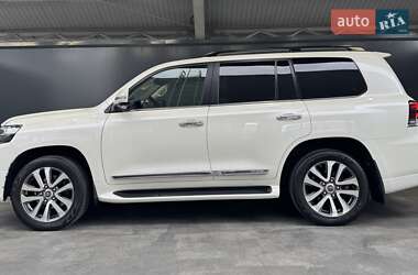 Внедорожник / Кроссовер Toyota Land Cruiser 2019 в 