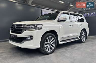 Внедорожник / Кроссовер Toyota Land Cruiser 2019 в 