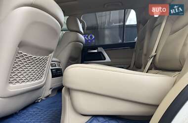 Внедорожник / Кроссовер Toyota Land Cruiser 2019 в 