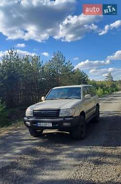 Внедорожник / Кроссовер Toyota Land Cruiser 2002 в Ровно