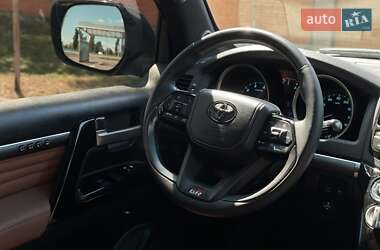 Внедорожник / Кроссовер Toyota Land Cruiser 2008 в 