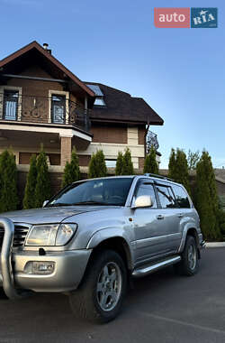 Внедорожник / Кроссовер Toyota Land Cruiser 2005 в 