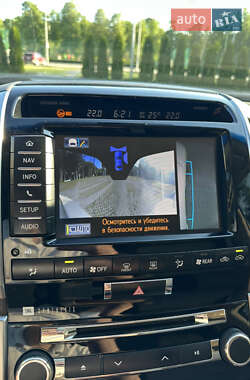 Внедорожник / Кроссовер Toyota Land Cruiser 2012 в 