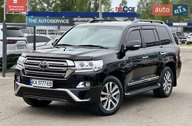 Внедорожник / Кроссовер Toyota Land Cruiser 2018 в Киеве