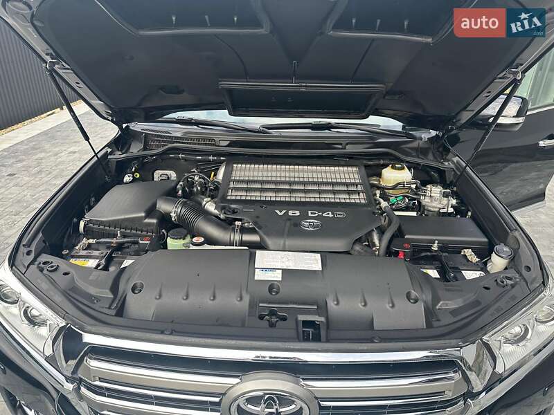 Позашляховик / Кросовер Toyota Land Cruiser 2021 в Івано-Франківську