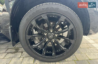 Внедорожник / Кроссовер Toyota Land Cruiser 2008 в 