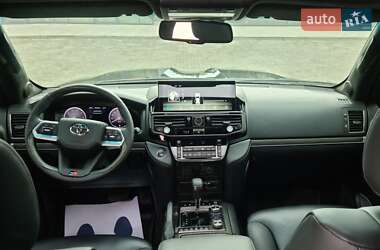 Позашляховик / Кросовер Toyota Land Cruiser 2012 в 
