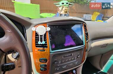 Позашляховик / Кросовер Toyota Land Cruiser 2004 в 