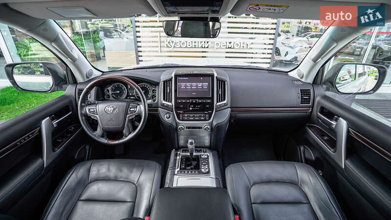 Внедорожник / Кроссовер Toyota Land Cruiser 2016 в Львове