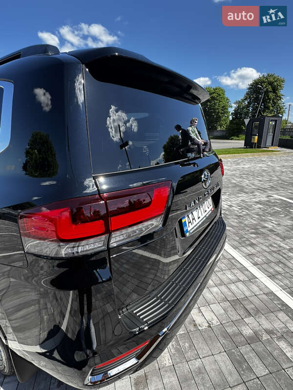 Внедорожник / Кроссовер Toyota Land Cruiser 2023 в Киеве