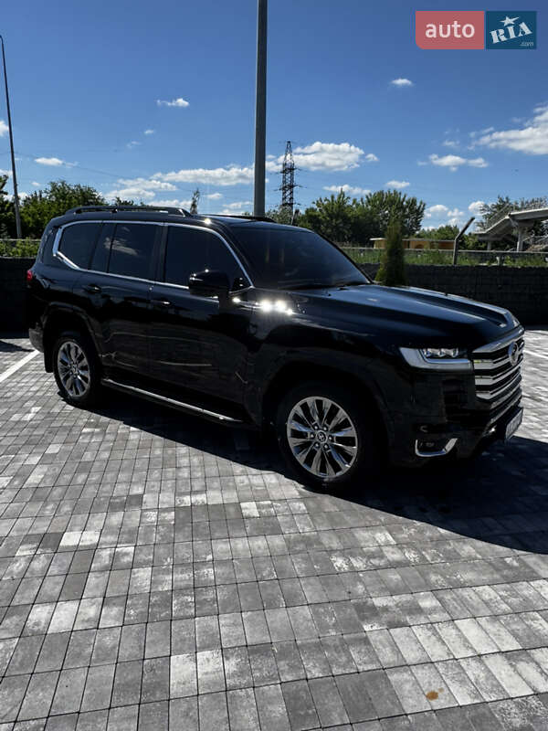 Внедорожник / Кроссовер Toyota Land Cruiser 2023 в Киеве