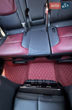 Внедорожник / Кроссовер Toyota Land Cruiser 2023 в 