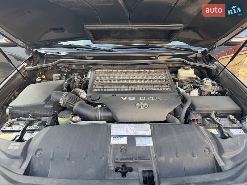 Внедорожник / Кроссовер Toyota Land Cruiser 2019 в Горишних Плавнях