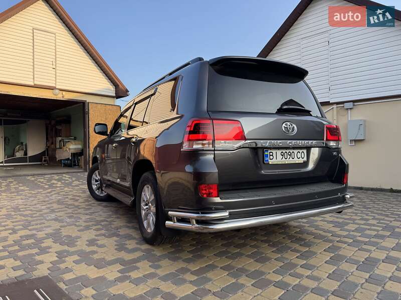 Внедорожник / Кроссовер Toyota Land Cruiser 2019 в Горишних Плавнях