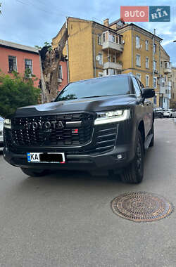 Внедорожник / Кроссовер Toyota Land Cruiser 2022 в Киеве