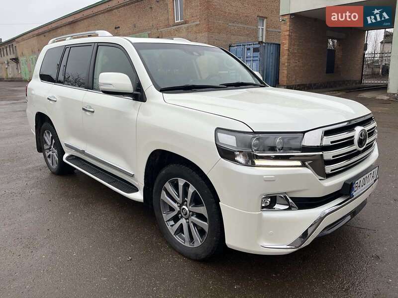 Внедорожник / Кроссовер Toyota Land Cruiser 2017 в Кропивницком