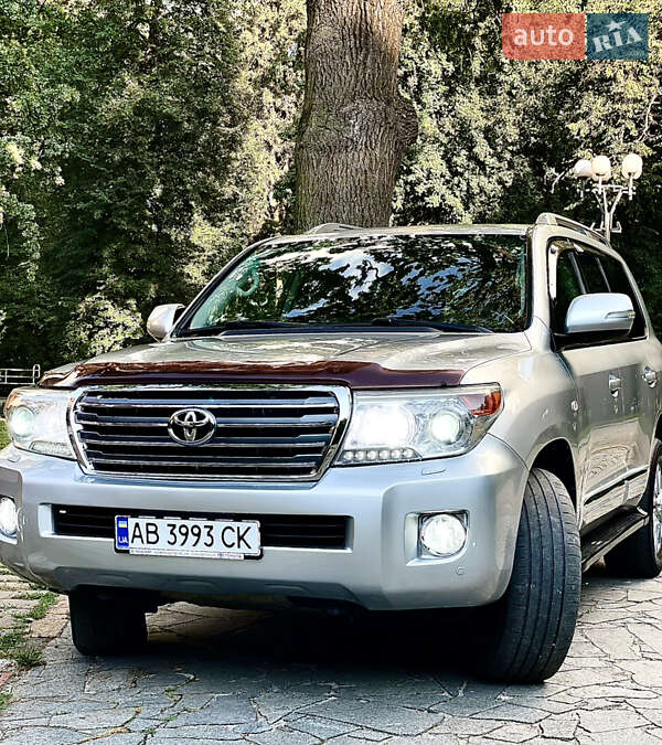 Позашляховик / Кросовер Toyota Land Cruiser 2011 в Вінниці