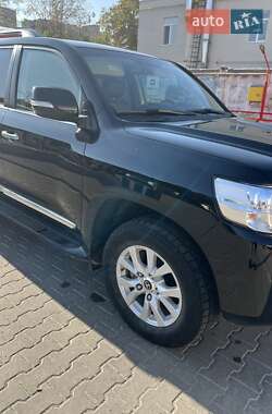 Внедорожник / Кроссовер Toyota Land Cruiser 2020 в 