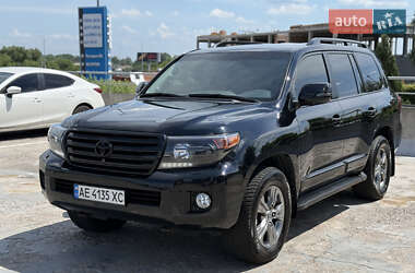 Позашляховик / Кросовер Toyota Land Cruiser 2013 в 