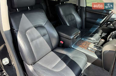 Позашляховик / Кросовер Toyota Land Cruiser 2013 в 
