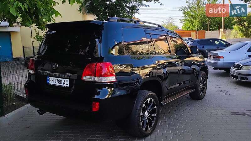 Внедорожник / Кроссовер Toyota Land Cruiser 2007 в Одессе