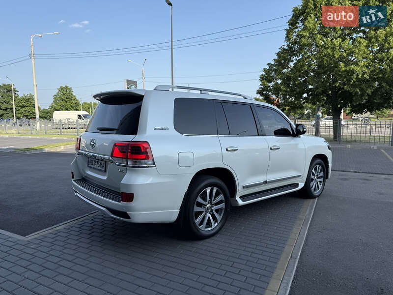 Внедорожник / Кроссовер Toyota Land Cruiser 2017 в Харькове